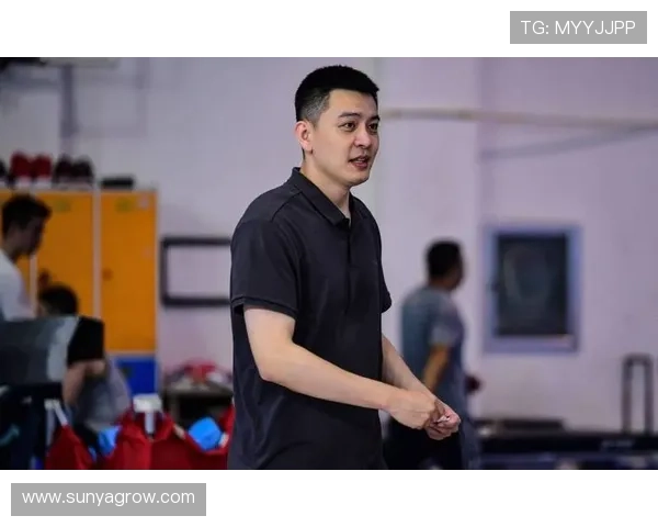 杨鸣率队今晚冲击联盟第一广东