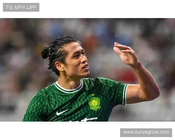 张玉宁晒工体TIFO照致谢:感恩与铭记 张玉宁晒工体TIFO照致谢:感恩与铭记